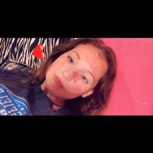 Meet your Posher, Mckenzie